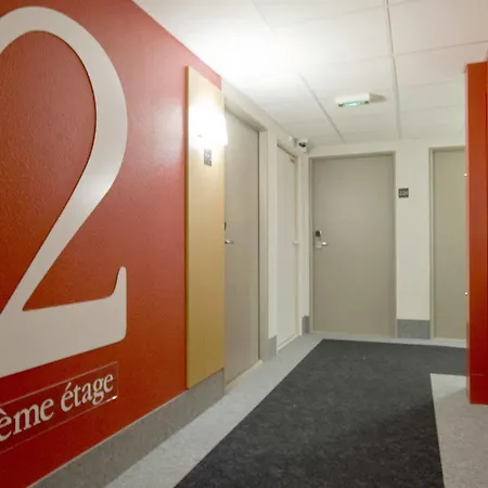 Nancy Hotel 2*